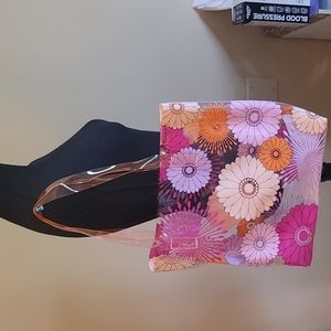 🔥5/$22 NWOT Great Clinique floral print bag